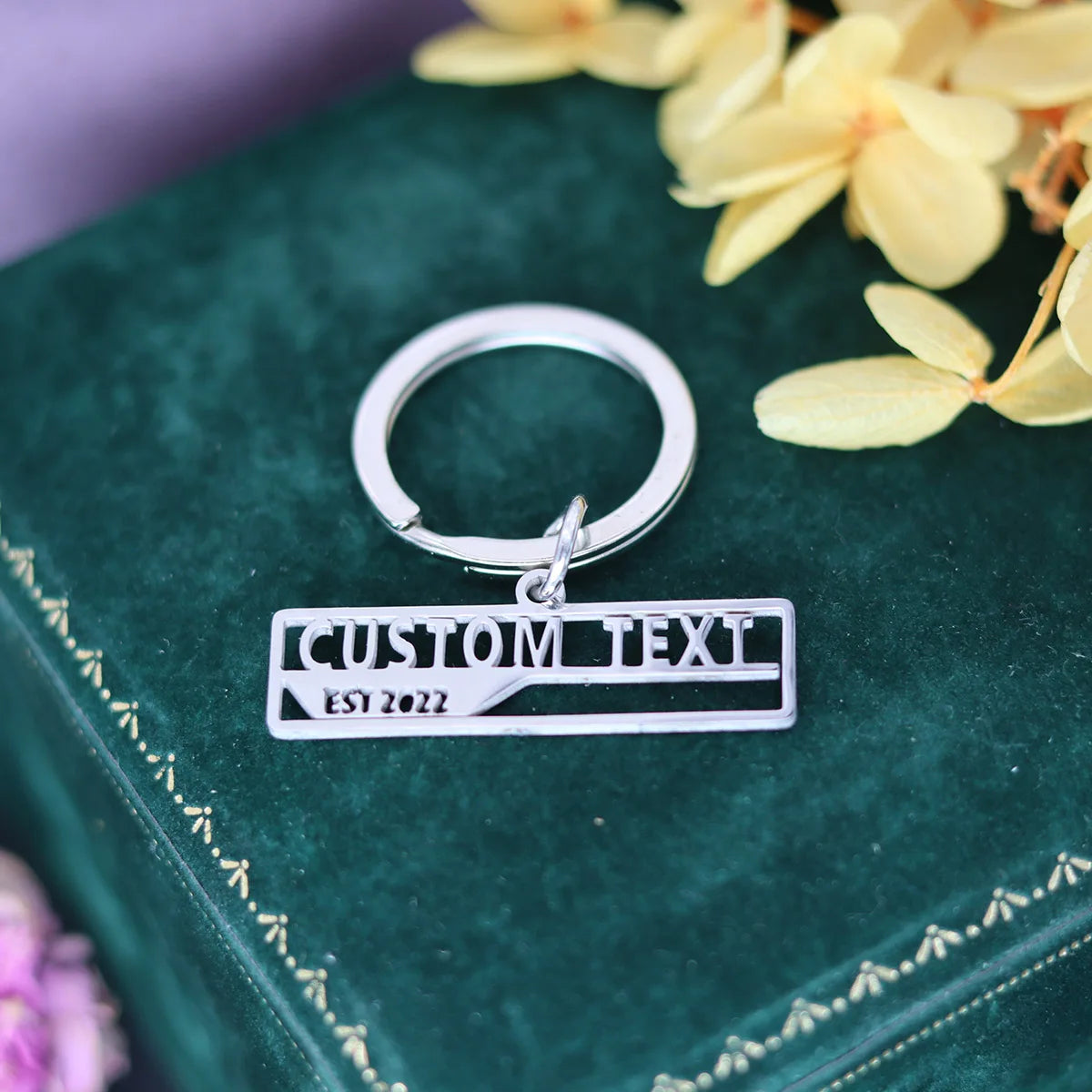 QIAMNI Custom Name Date Keychain For Boyfriend Girlfriend Personalized Couple Key Chains Anniversary Valentine&